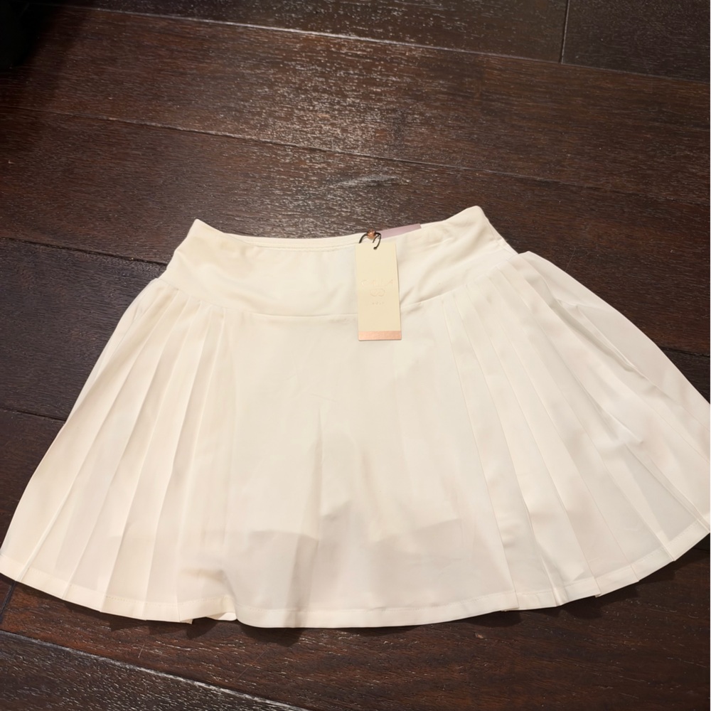 CALIA by Carrie Underwood Cream Pleated Skater Skirt